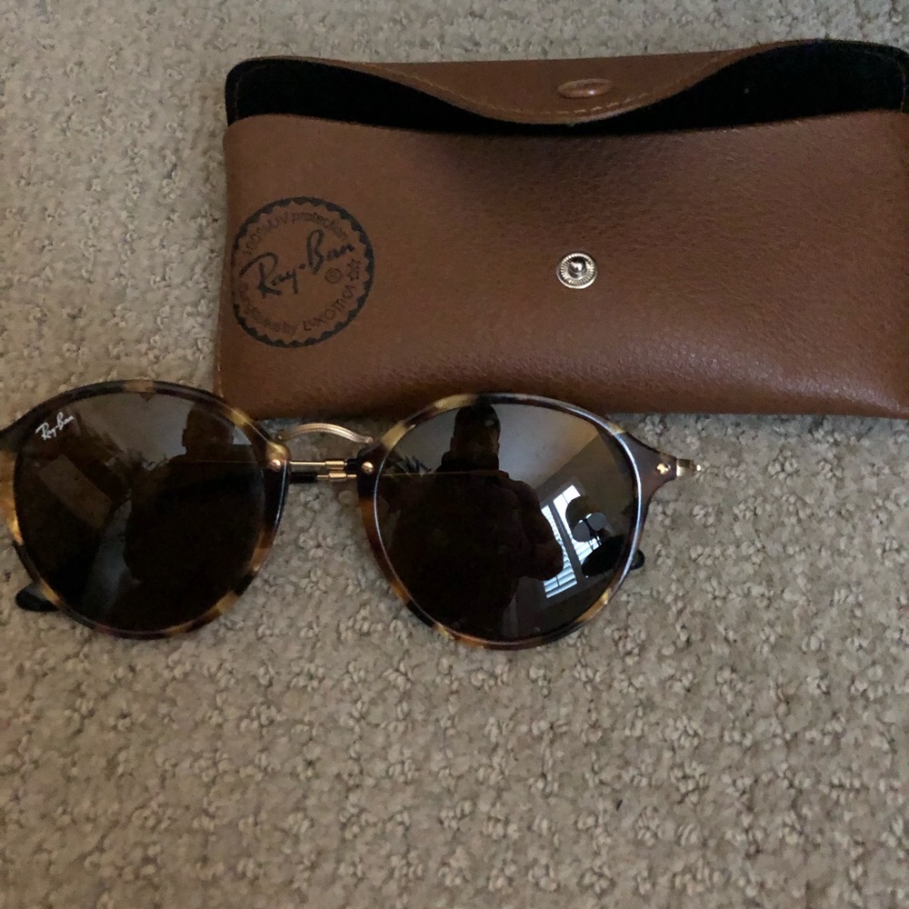 Women’s Ray Bans